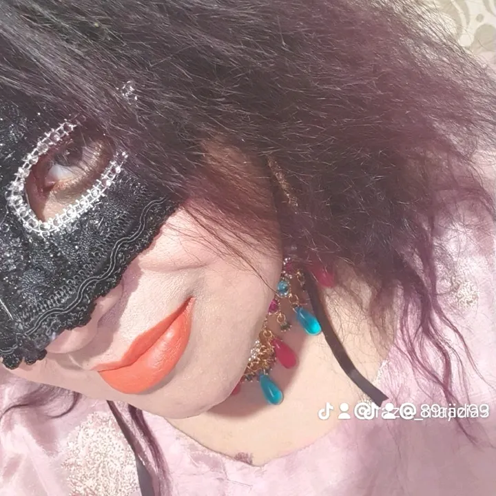 @89razia3