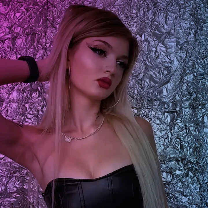 niki_.04