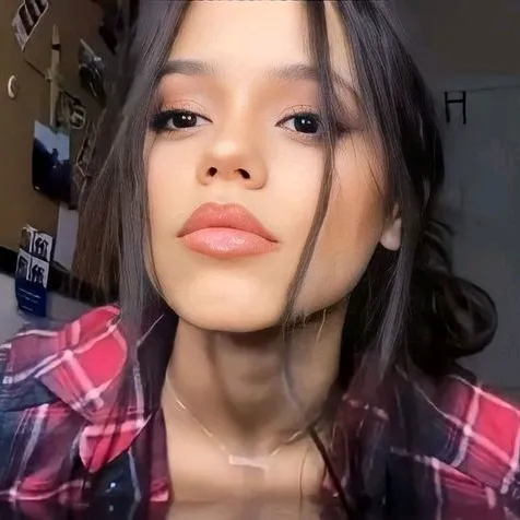 @fanpage_jenna_2002