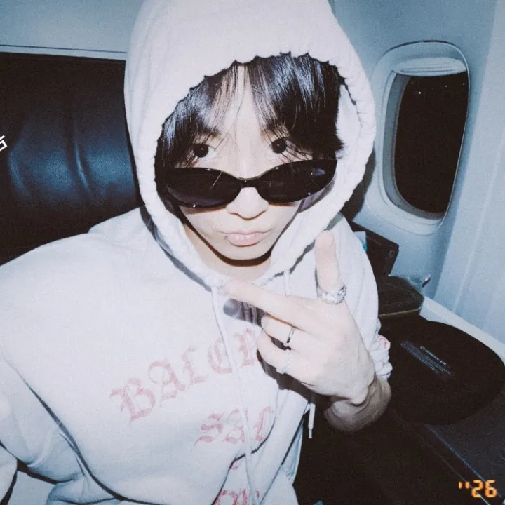 kpop.stan_jk1997