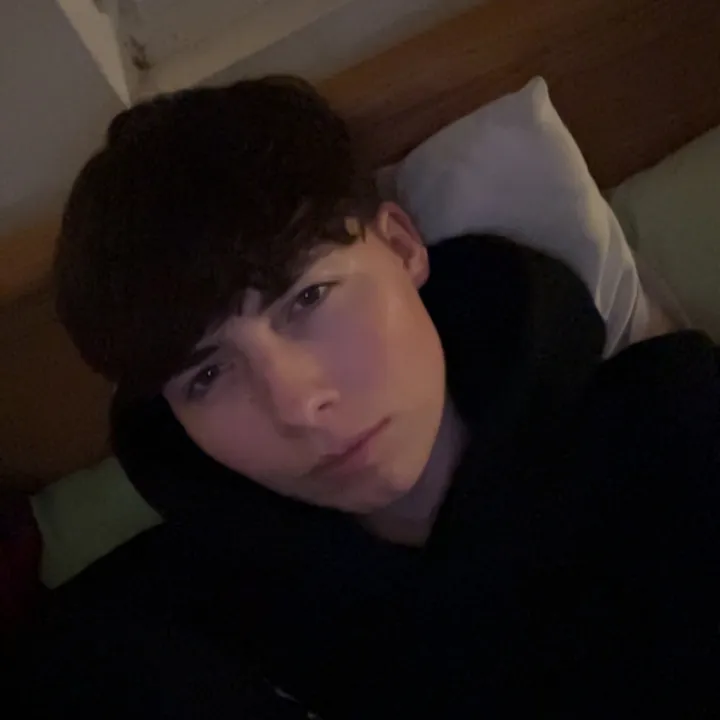 alex.holland_fan