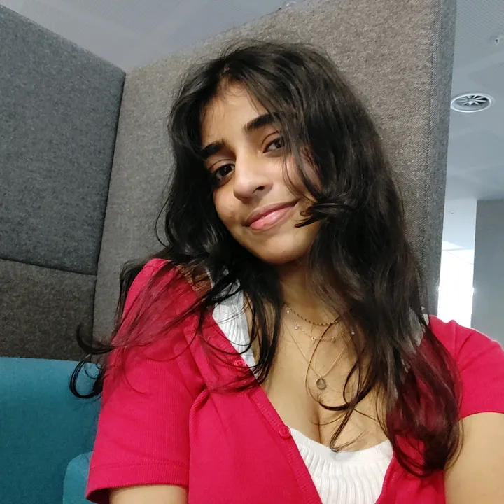 @gayathri_1466