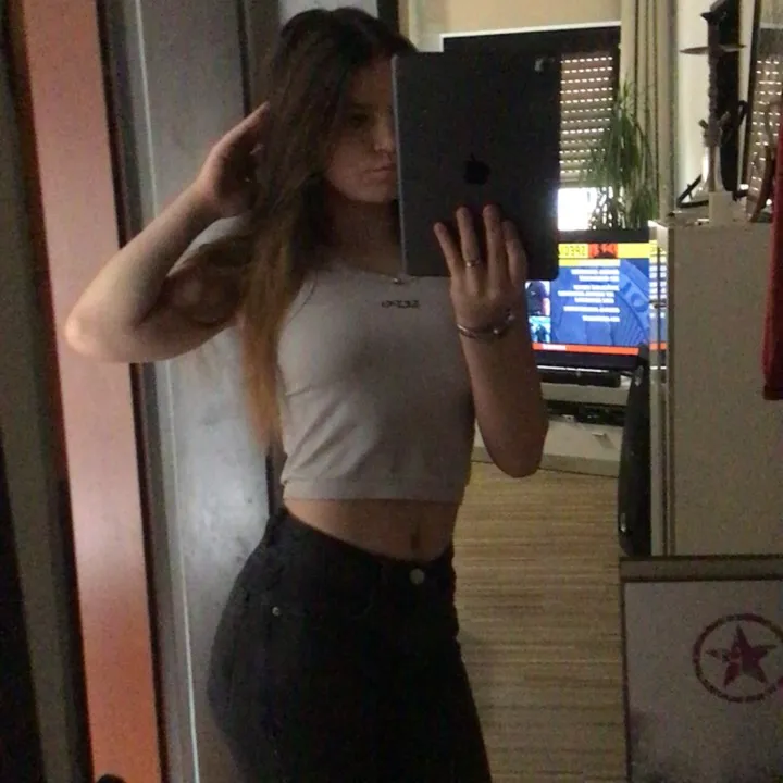 @lana27175