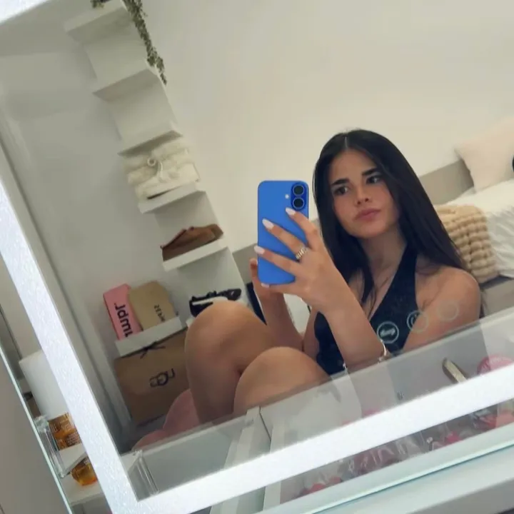 @itss_elenitaa