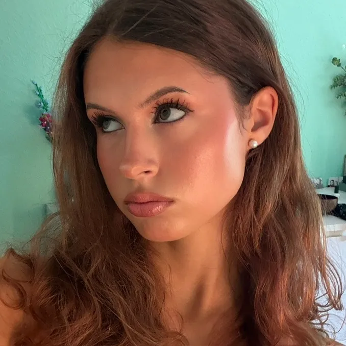 paula.zoe_