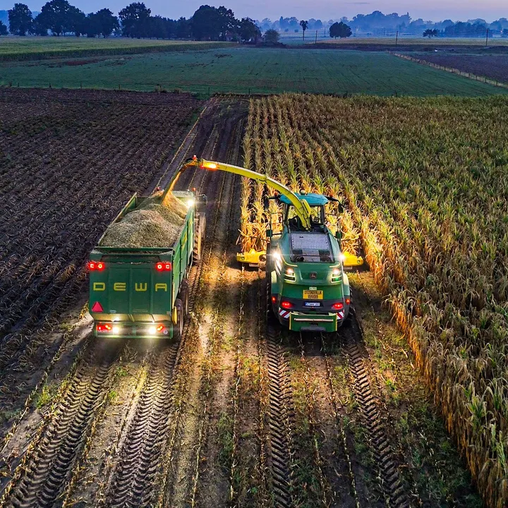 the_tractor_spotter