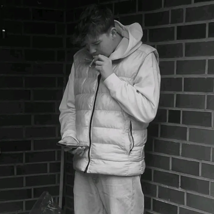 m_a_x_061