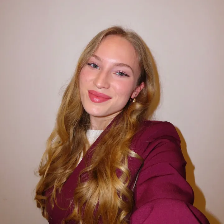 lsabellaidrizi
