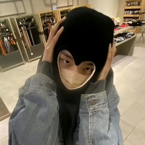 ykm0m0