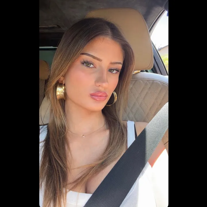 @tinavljr