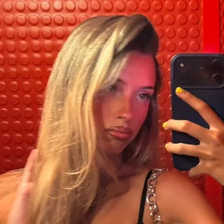 @paulaa_fernaandez