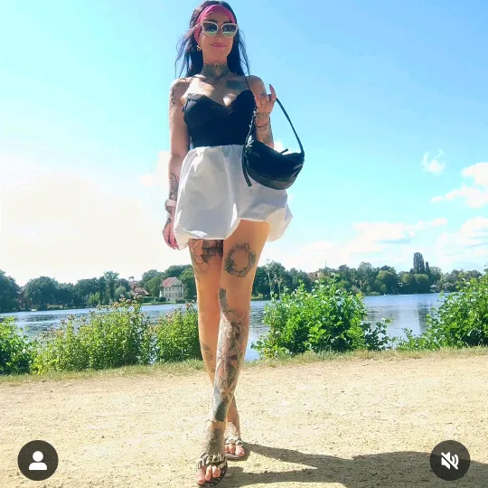 @1just.fashion