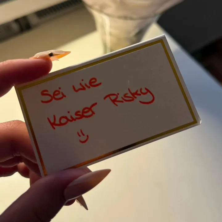 kaysa_d_risky_
