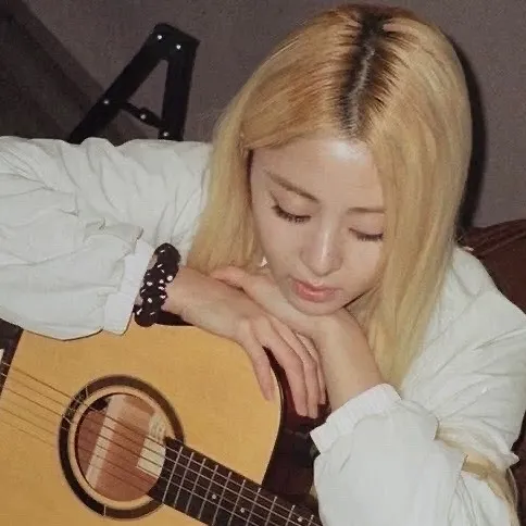 @yunjin_no1fan1