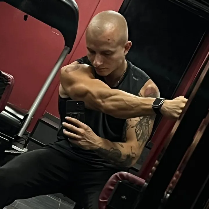 tushevonthebars