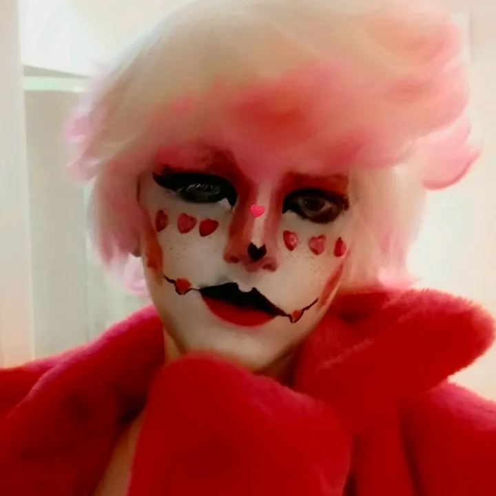 @littleshiz.cos