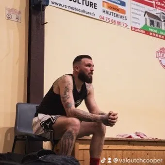 valoutchcooper