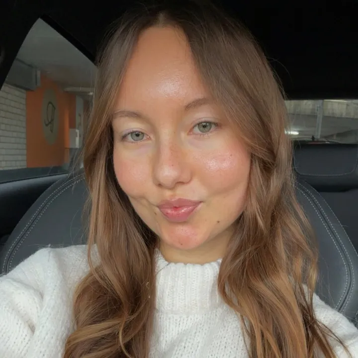 @angelina.hfm05