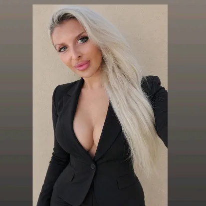 @casandracarmonalarubia