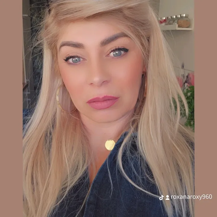 @roxanaroxy960
