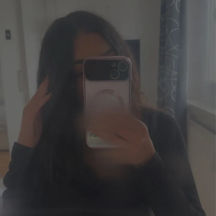 @ava17315