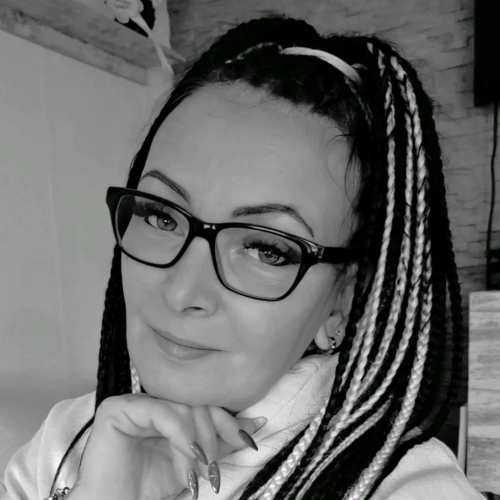 kiki_77_0