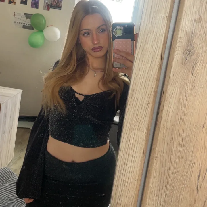 @__vikulyaa__