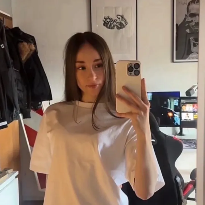 lara.jtz0