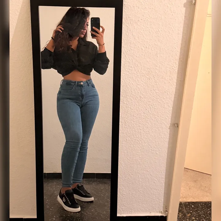 @denysaaa_27