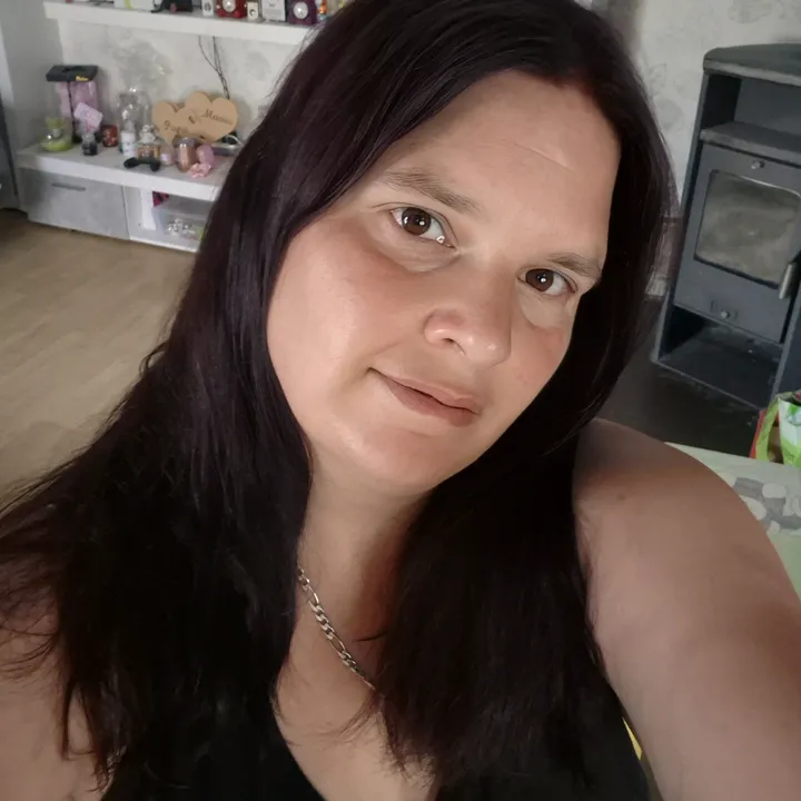nicolereinhold83