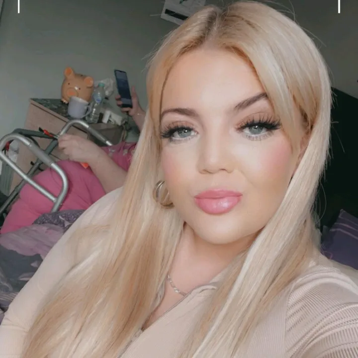 ncurwoodx