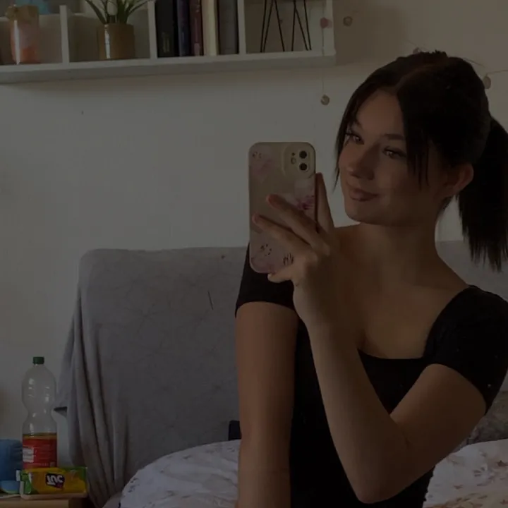 @charl1nn