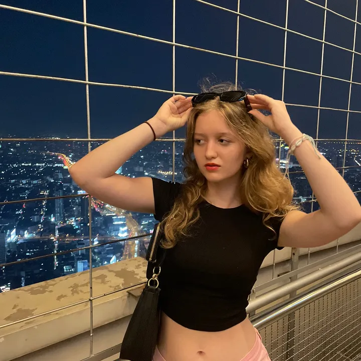 @le_ni.a._