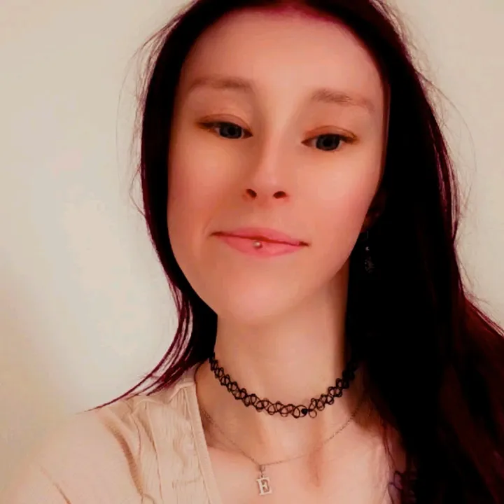 its_me.angelinaa