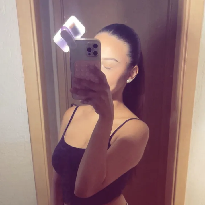 laaura_6816