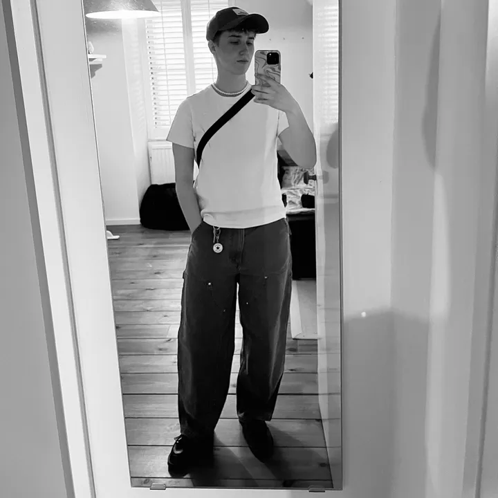 jente_b21