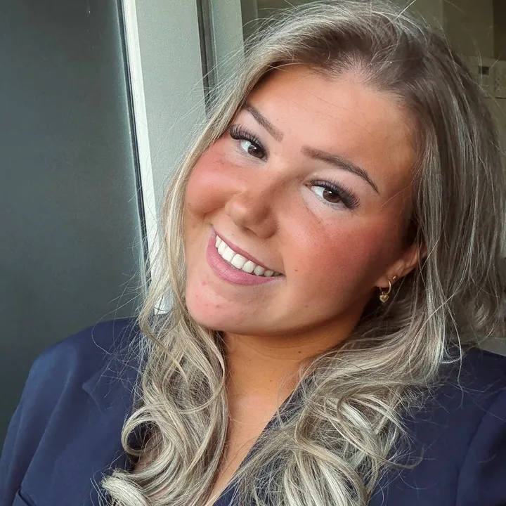 @esmeevrietschoten