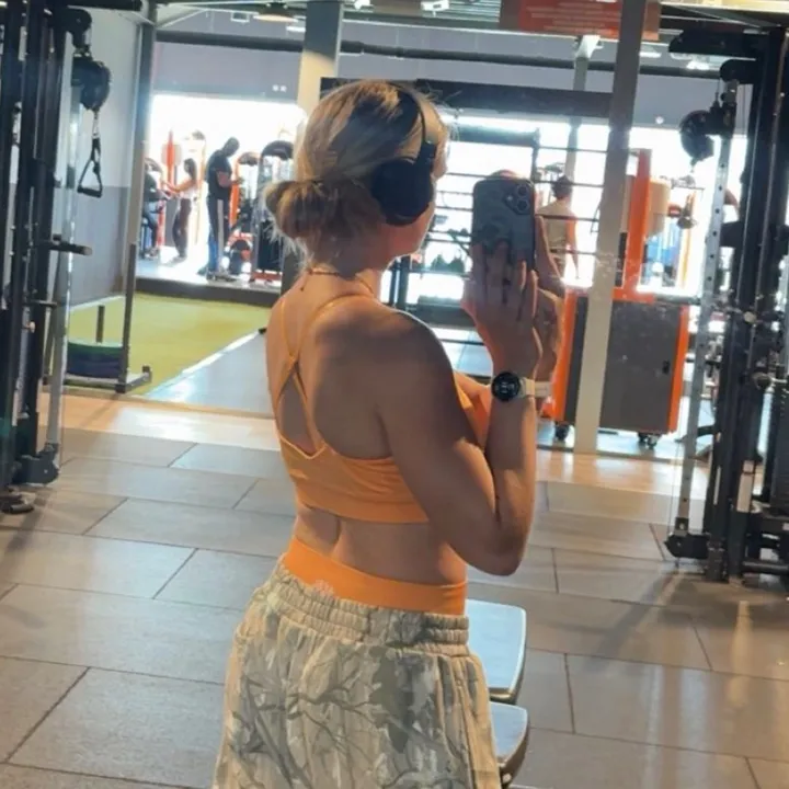 nikkiibree