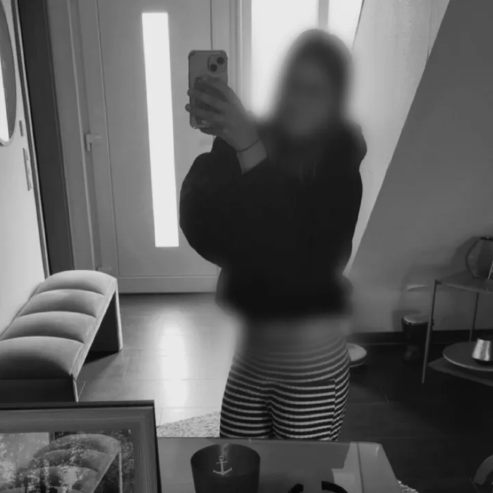 @mia403651
