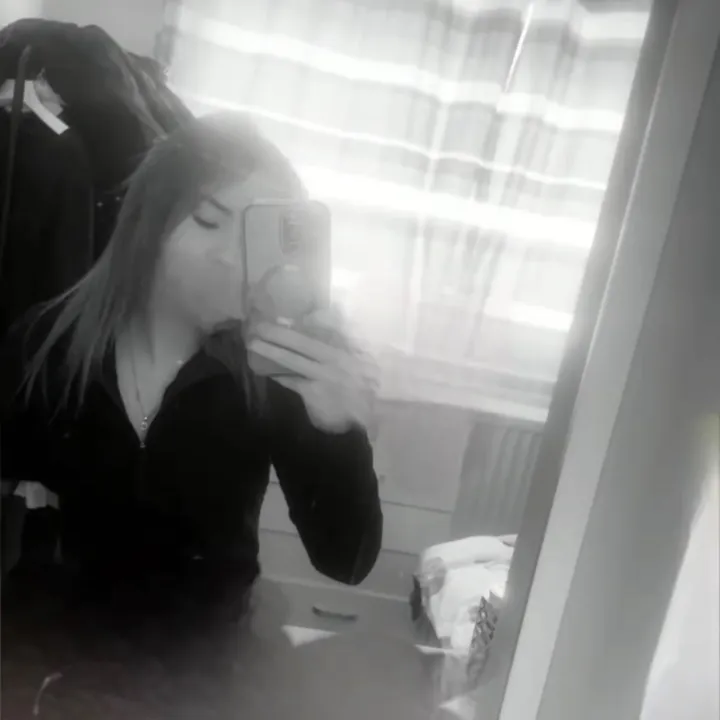 carleyjadehallxoxox