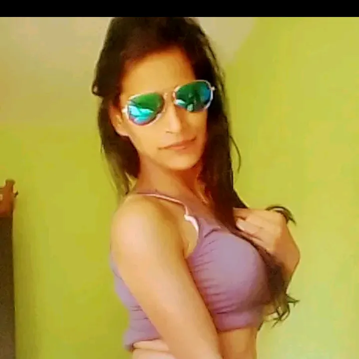 user85tnv25o5q