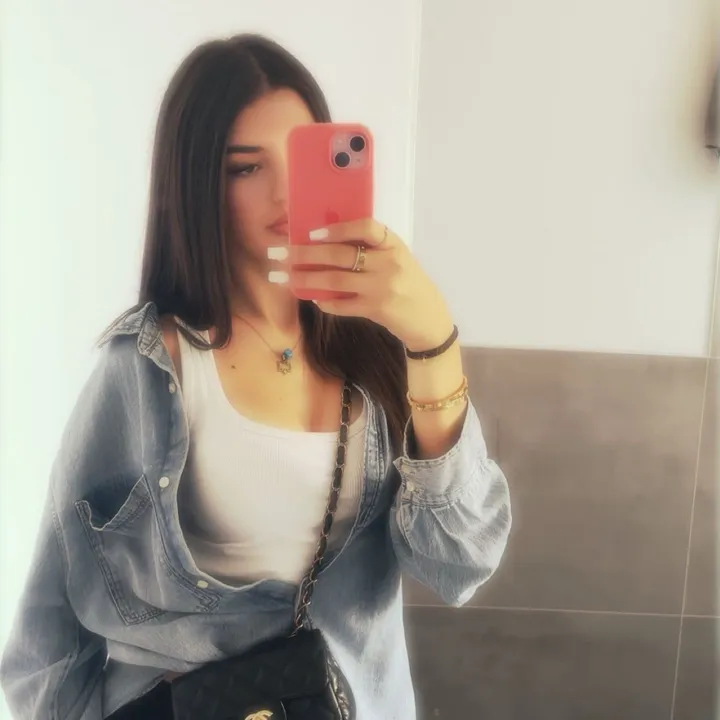 @leilaselimi06