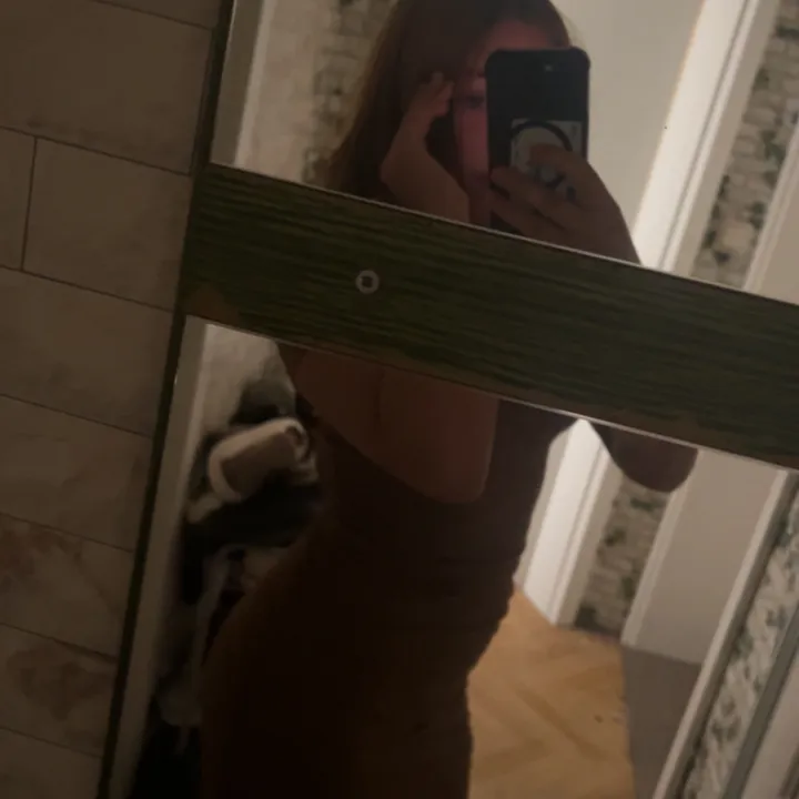 @user293810383819
