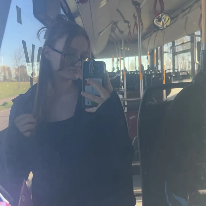 emmy._.76