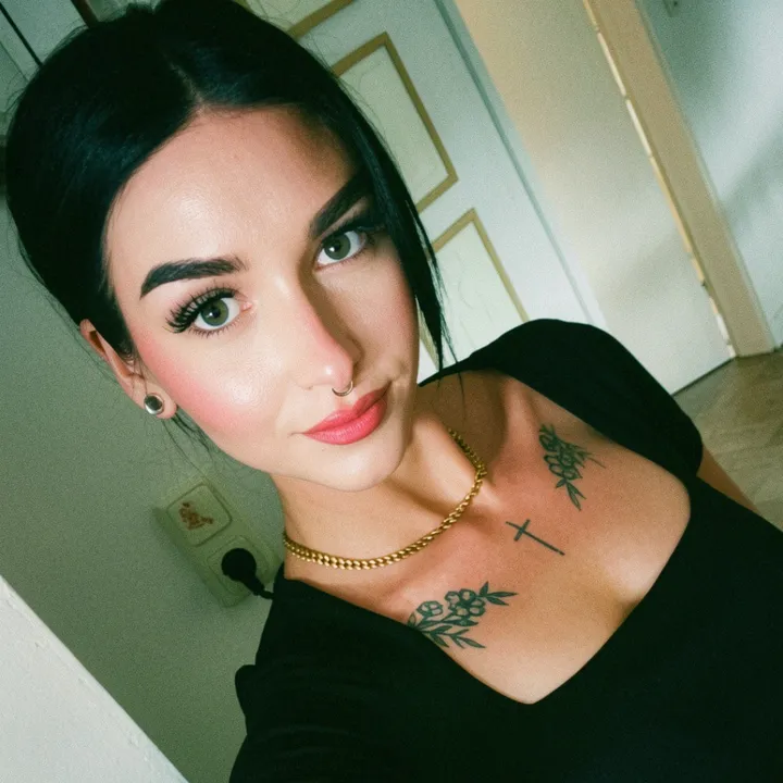 vanessa_buur