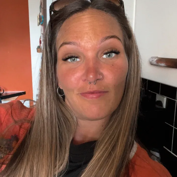 heidiheidiheidihi84