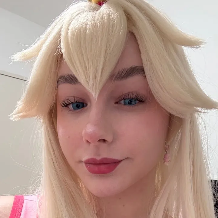 @sadiecollins56