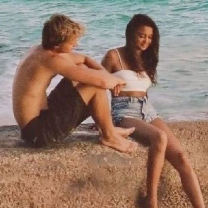 𝓛  𝓔 𝓐 🚤🏖 - original sound