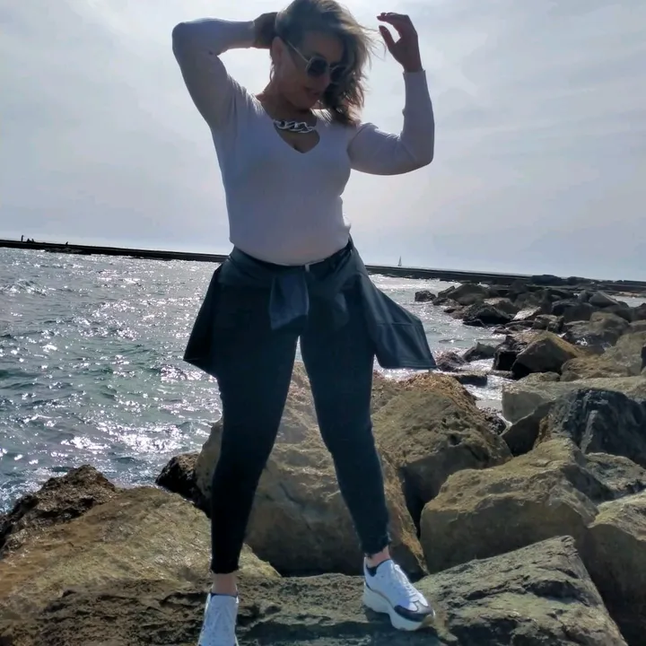 daniela.rositoiu