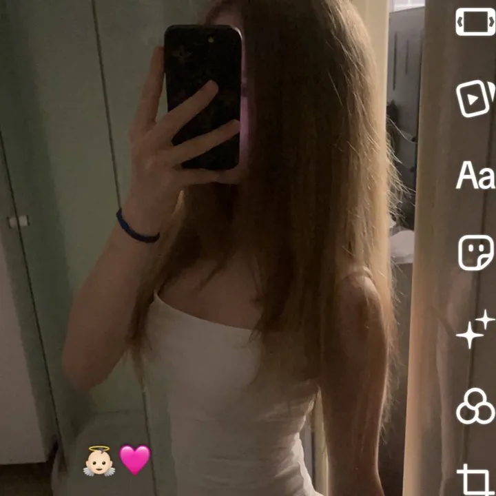 angeliv79